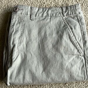 Men’s Flat Front Shorts Light Grey 38